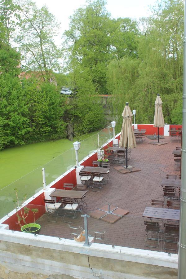 Landhotel Storchenkrug Ruhstadt Exterior photo